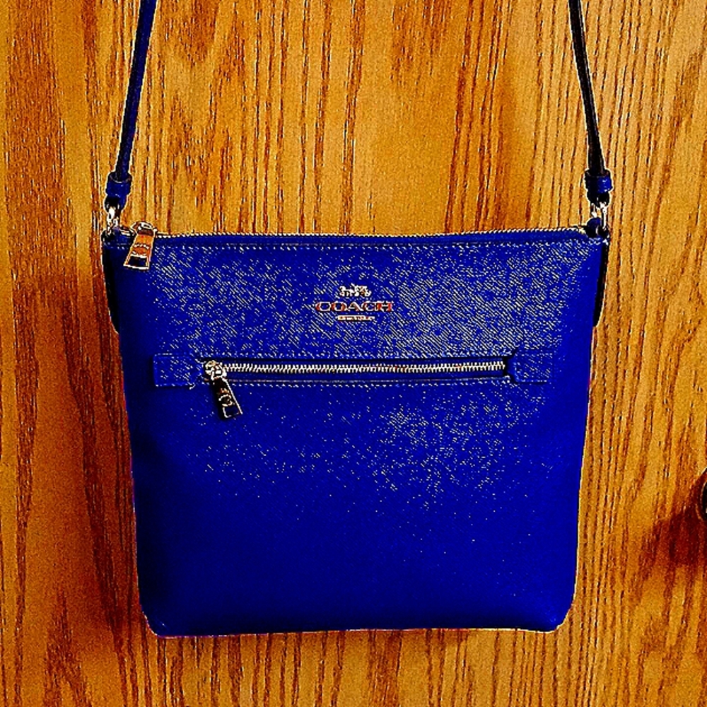 Coach crossbody handbag purse